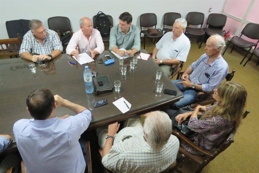 En este momento estás viendo Se reunió la “Mesa Agropecuaria de Santa Fe”