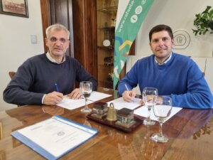 Lee más sobre el artículo La Sociedad Rural de Rafaela formalizó un compromiso ambiental con la medición de la huella de carbono en eventos