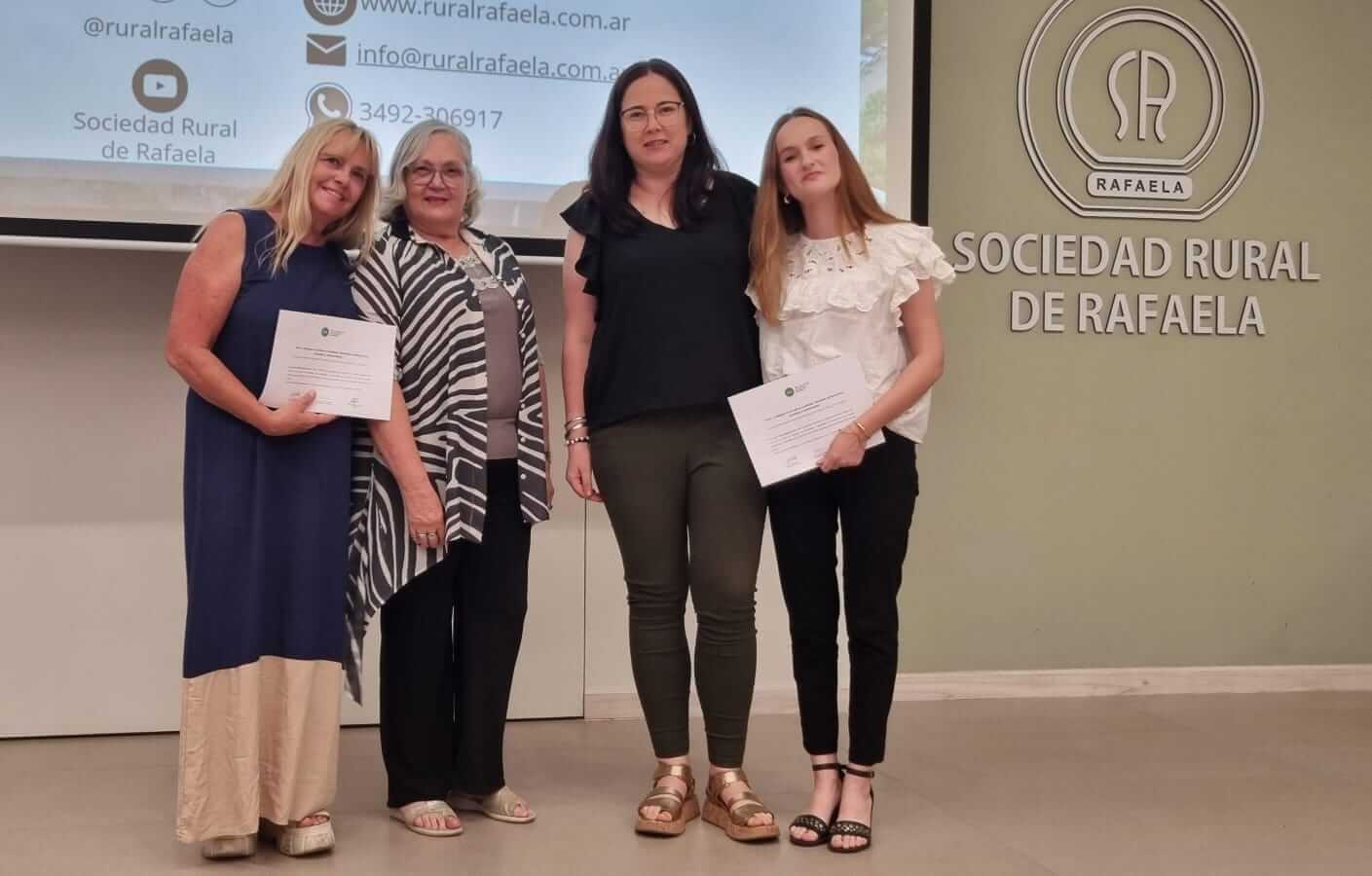 En este momento estás viendo En 2025 docentes llevarán a las aulas la capacitación del proyecto “Vivir y trabajar en la nueva ruralidad”