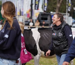Lee más sobre el artículo Gabriela Correnti, una mujer detrás de las Holando en el Salón de Toros