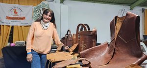 Lee más sobre el artículo Curtido orgánico de cuero de cabra, una alternativa productiva